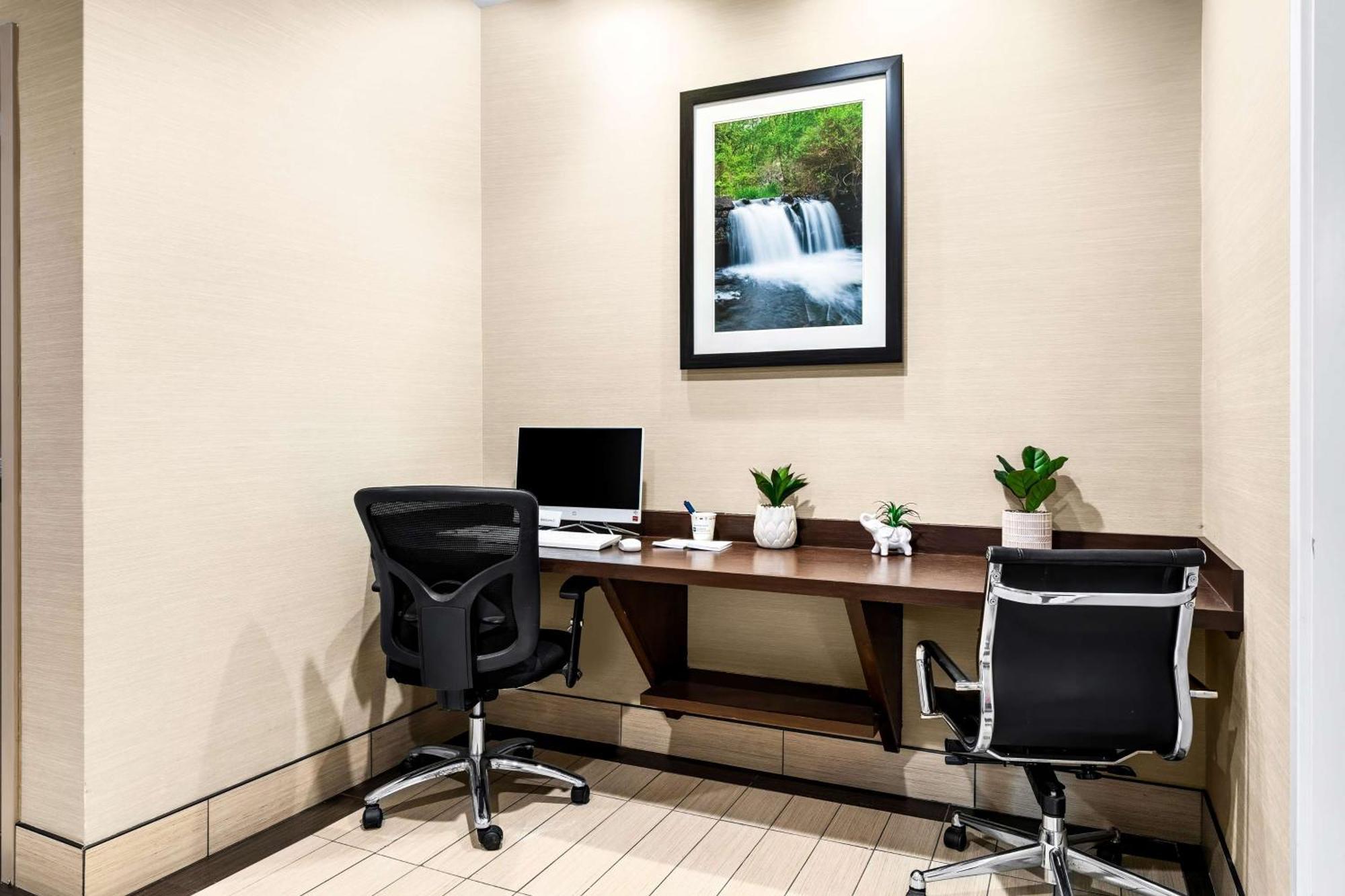 Surestay Plus By Best Western Reading North Exteriör bild