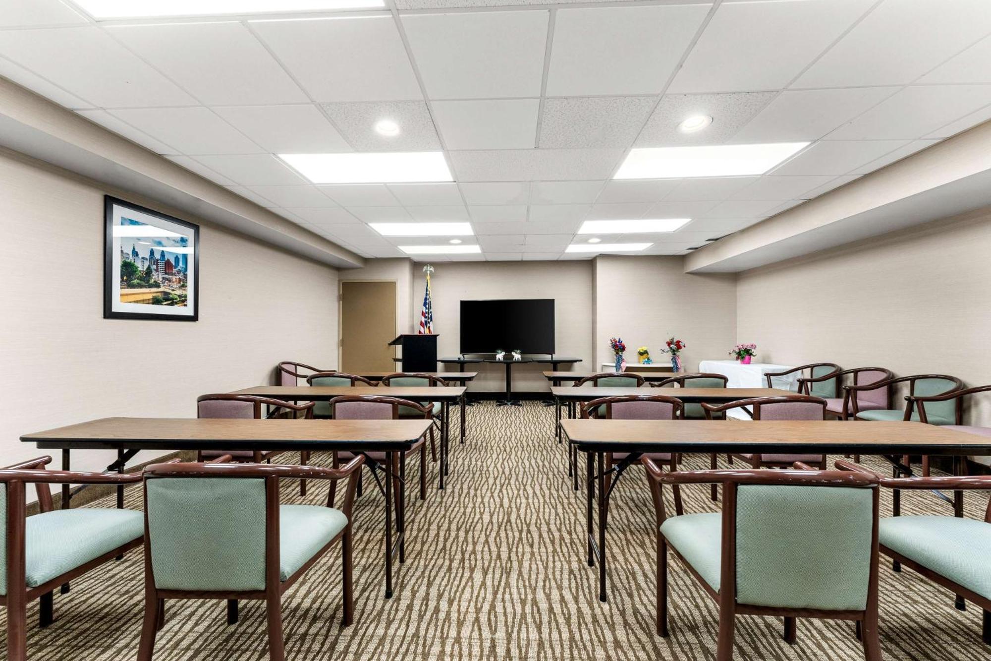 Surestay Plus By Best Western Reading North Exteriör bild