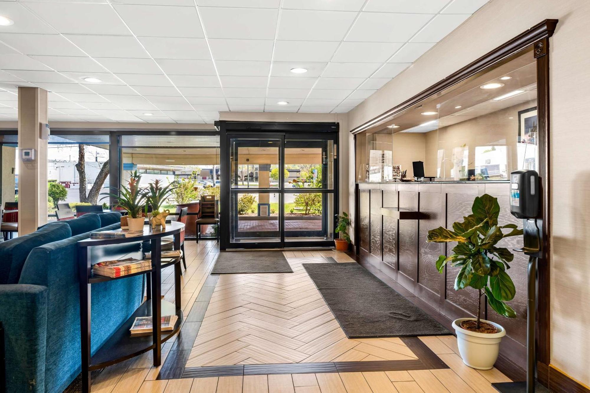 Surestay Plus By Best Western Reading North Exteriör bild